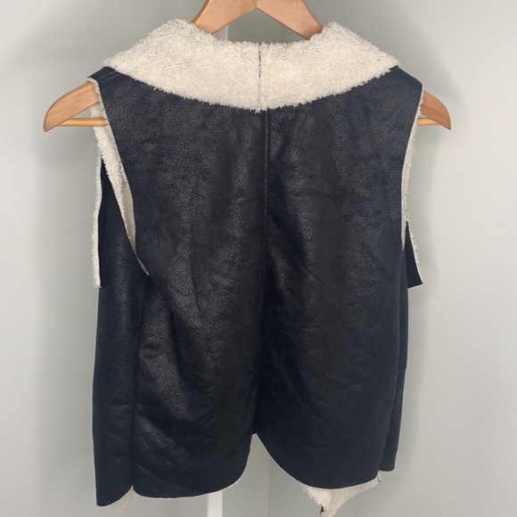 Urban Planet Faux Leather Vest - Picture 5 of 5
